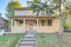 2 Mi to Dtwn! Walkable Minneapolis Apt with Deck