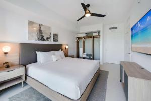 Limoncello Spritz- Central Miami Pool Gym Spa