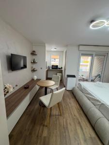 Perle au Port de NICE