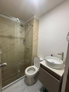 Apartamento completo con piscina