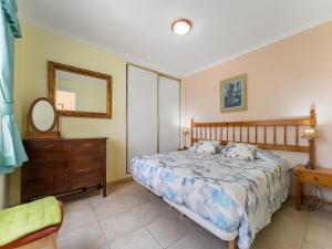 Apartment with shared heated pool