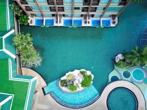 Novotel Phuket Vintage Park Resort