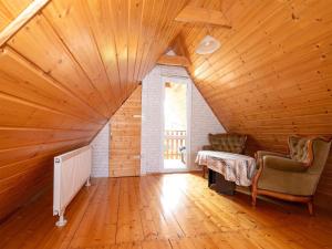 Comfortable holiday homes with a summer pool