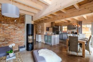 Bergwaldlodges Einklang & Blickfang