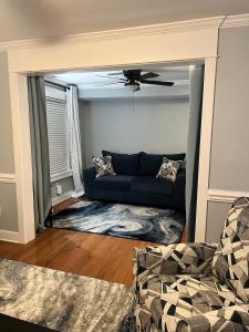 Midterm Spacious Home at Buckroe Beach