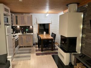 Cottage on the shore of Ivalojoki