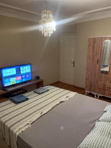 Şehrin merkezinde evinizde hissedeceğiniz oda