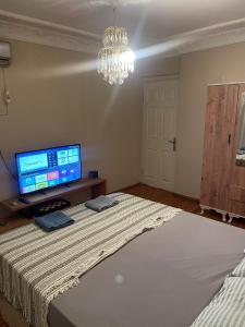 Şehrin merkezinde evinizde hissedeceğiniz oda