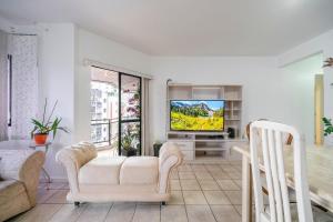 Ravenna 2 Qts 450m Av. Atlântica by Achei Camboriú