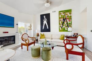 Loufies Desert Retreat