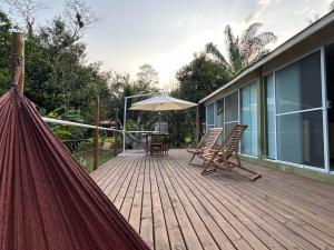 Suíte Tiê com vista para o lago