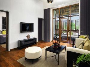 The Lake Garden Hotel Nay Pyi Taw - MGallery Collection