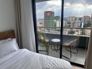 15th Floor Sunset Suite - Yaya Centre Mall