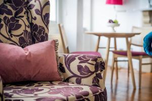 Berkeley Suites, Suite 4