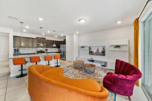 Luxurious 5BR Villa with Private Pool Near Disney World