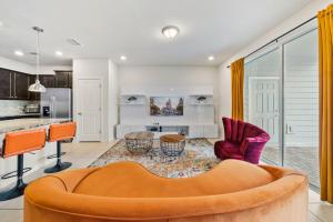 Luxurious 5BR Villa with Private Pool Near Disney World