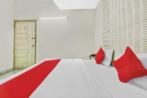 Hotel O Crown Continental