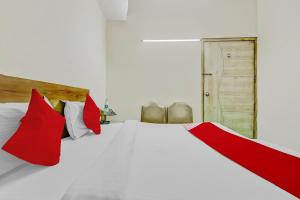 Hotel O Crown Continental