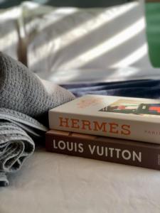 Cozy Studio near Roxas Night Market with Fast WiFi and Netflix