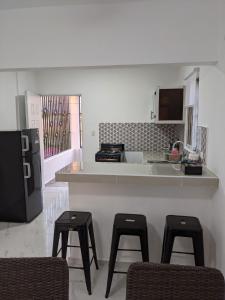 2-bedroom condo close to the beach and mountain