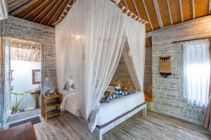 Villa Cahaya - Ocean, sunset and volcano views, an island hideout