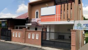 LUMUNGGA KOSTEL By Hans Management