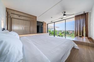 LegKo Villa - Sun-Kissed Getaway - New 4BR Villa Steps from Uluwatu Best Spots