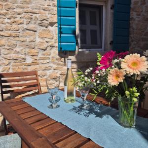 Akvamarin Stone House