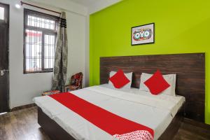 Hotel O Comfort Castle Inn