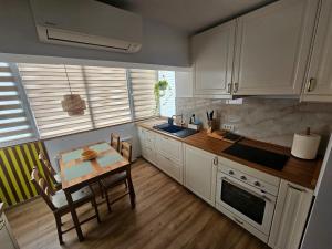 NEW Iorga6 OldCity SelfCheckIn