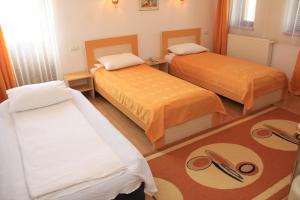 Pensiunea Maria , Floresti