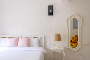 Cosmos Oasis by Da Alohas, Luxury 2BHK at Candolim