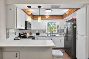 Venice Getaway, Minutes to Beaches & Downtown