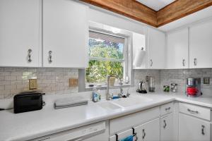 Venice Getaway, Minutes to Beaches & Downtown