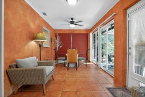 Venice Getaway, Minutes to Beaches & Downtown