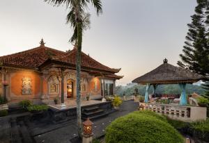 Villa Air Terjun Bucuan