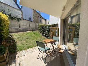 Appartement avec terrasse au centre de PERROS-GUIREC REF 561