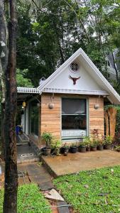 Poomala Holiday Village