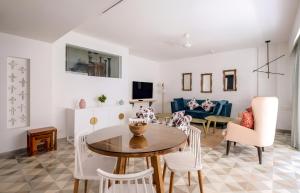 Cosmos Oasis by Da Alohas, Luxury 2BHK at Candolim