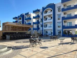 شقة فندقية صف أول بحر وبول