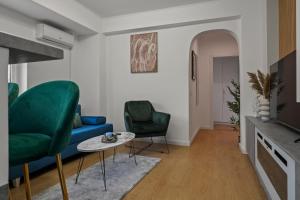 Ultracentral Quiet Chic Apartment