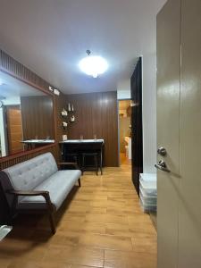 Newly Fully Furnished Cozy Condo Unit
