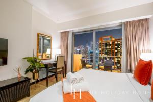 LUX The JW Marina Studio 3