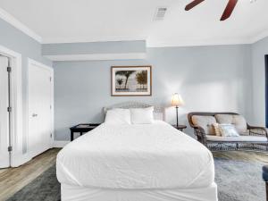 3B - The Seaglass Shack