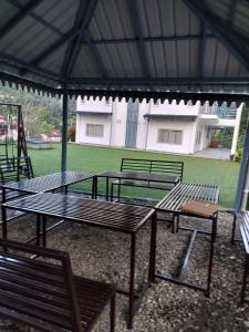 Shri Rudras Service Apartments