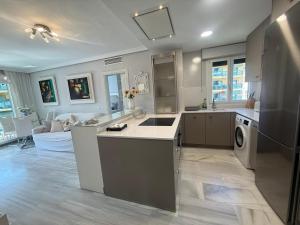 Love Rent4 Málaga Bajondillo Playa II