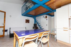 Trilocale con terrazzino a Marcelli - M025