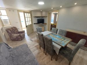 Apartman Marina i Sobe Luka