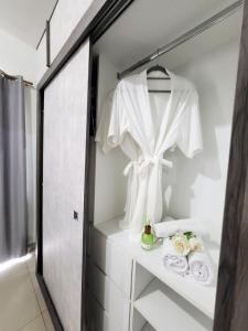 Hotel Like Comfort in Pasay Pool WiFi Netflix