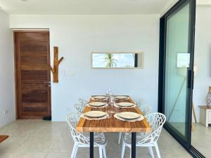 One Life One Dream Sea View